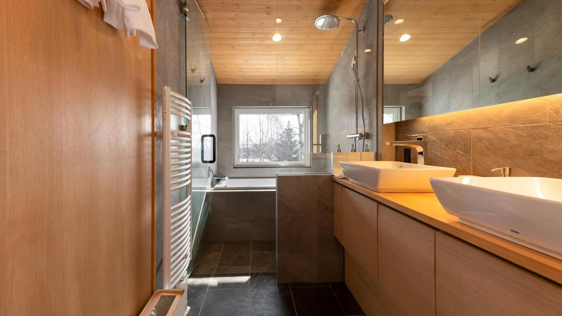 Yukimine Villa Kabayama Chalet